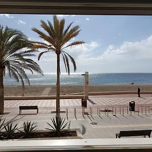 Piso Primera Linea Playa , Almería España